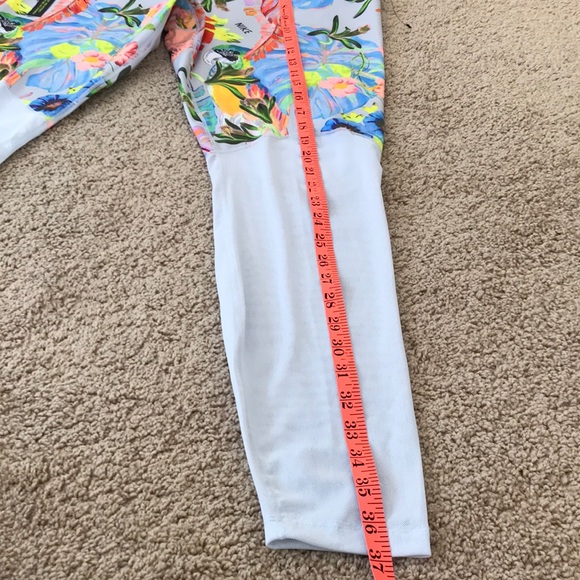 New! Nike Printed multi full length tights - Picture 5 of 8